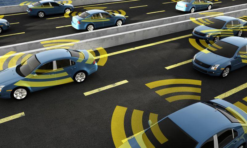 赛道上的无人驾驶赛车试验